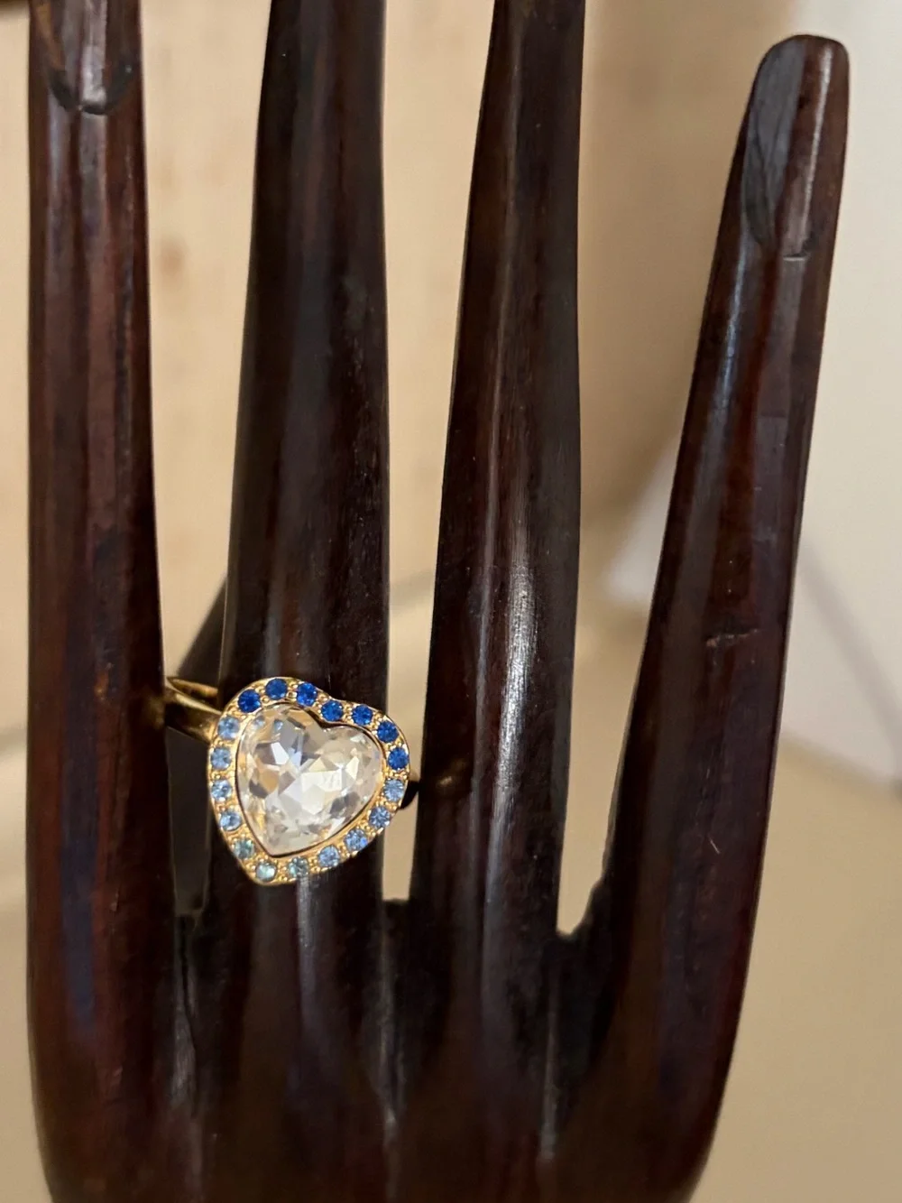 Kurt Geiger Heart Ring - Picture 3 of 4